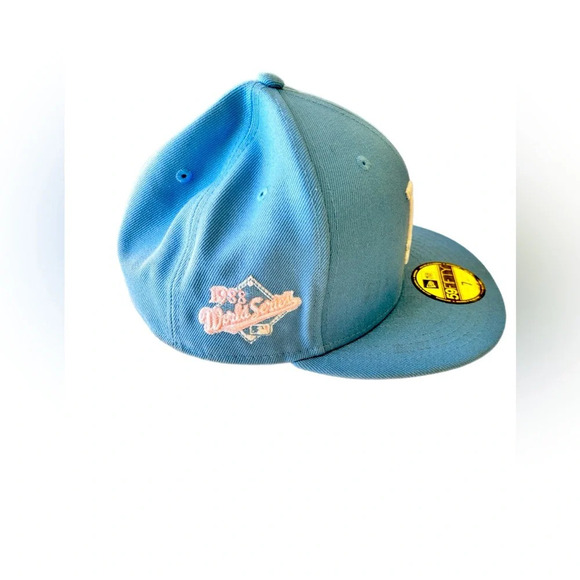 Los Angeles Dodgers New Era Fitted Hat Sky Blue/ Pink SIZE 7 1988 World Series - Picture 1 of 9